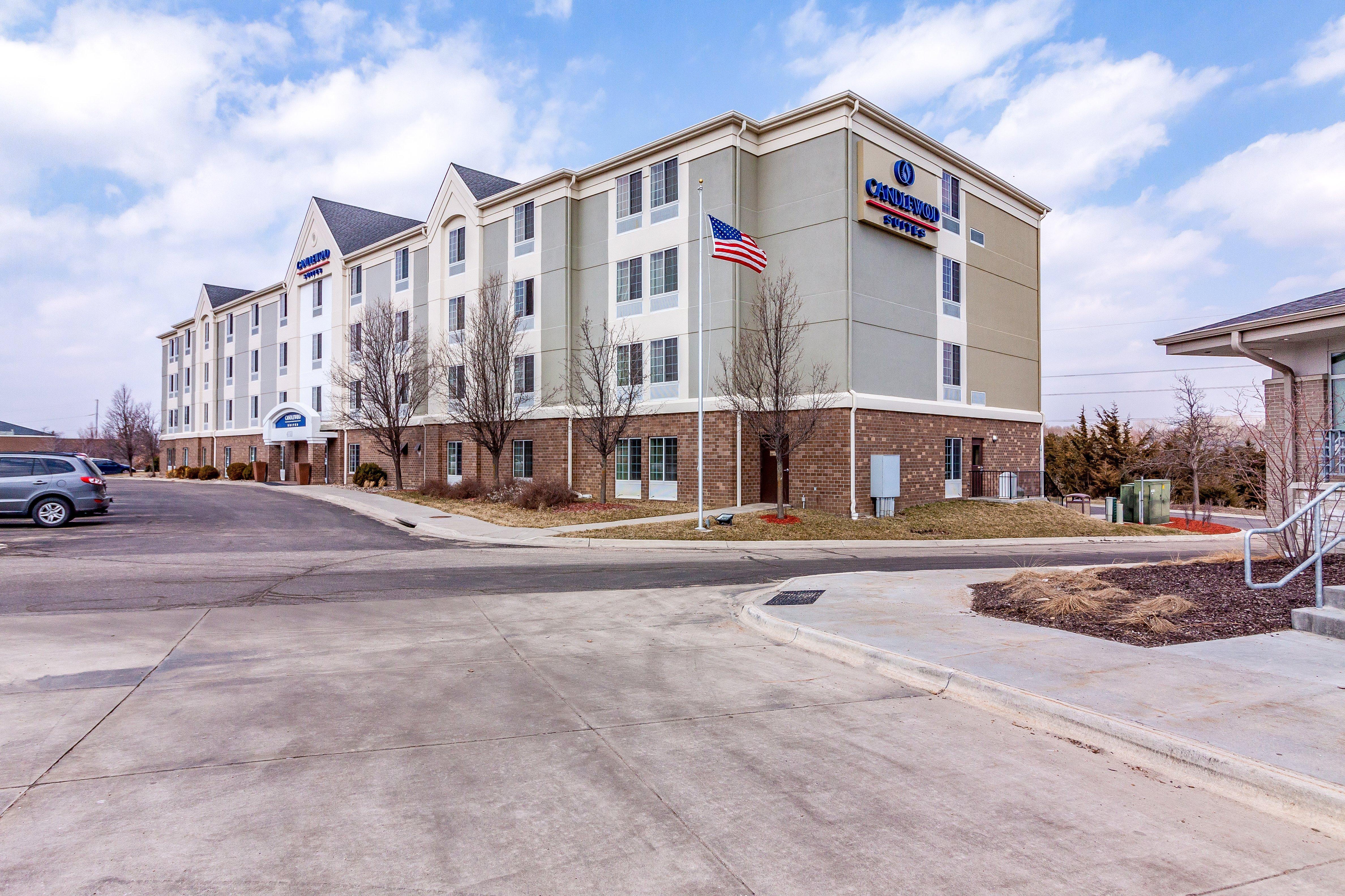 Candlewood Suites Lincoln By Ihg Buitenkant foto