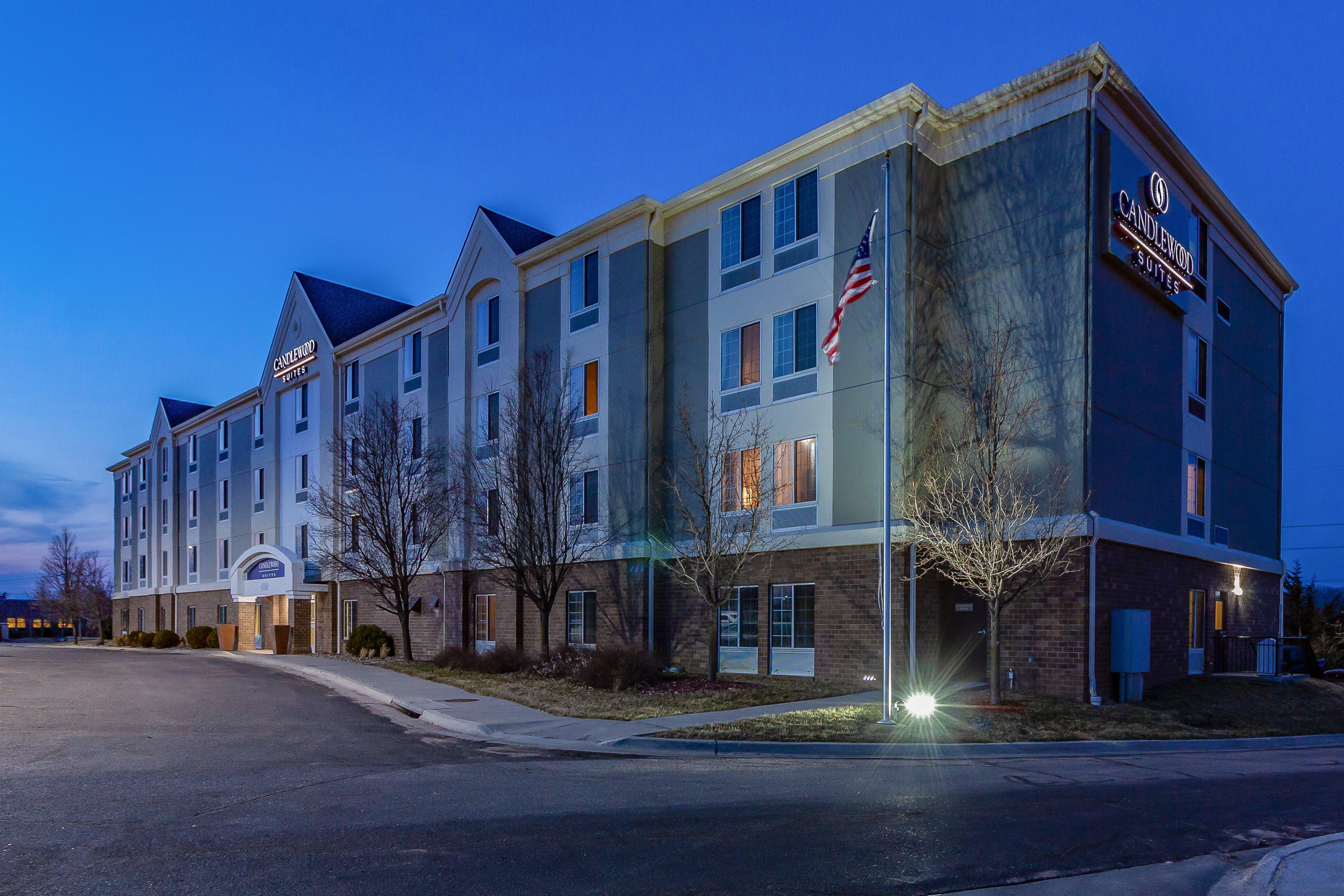 Candlewood Suites Lincoln By Ihg Buitenkant foto