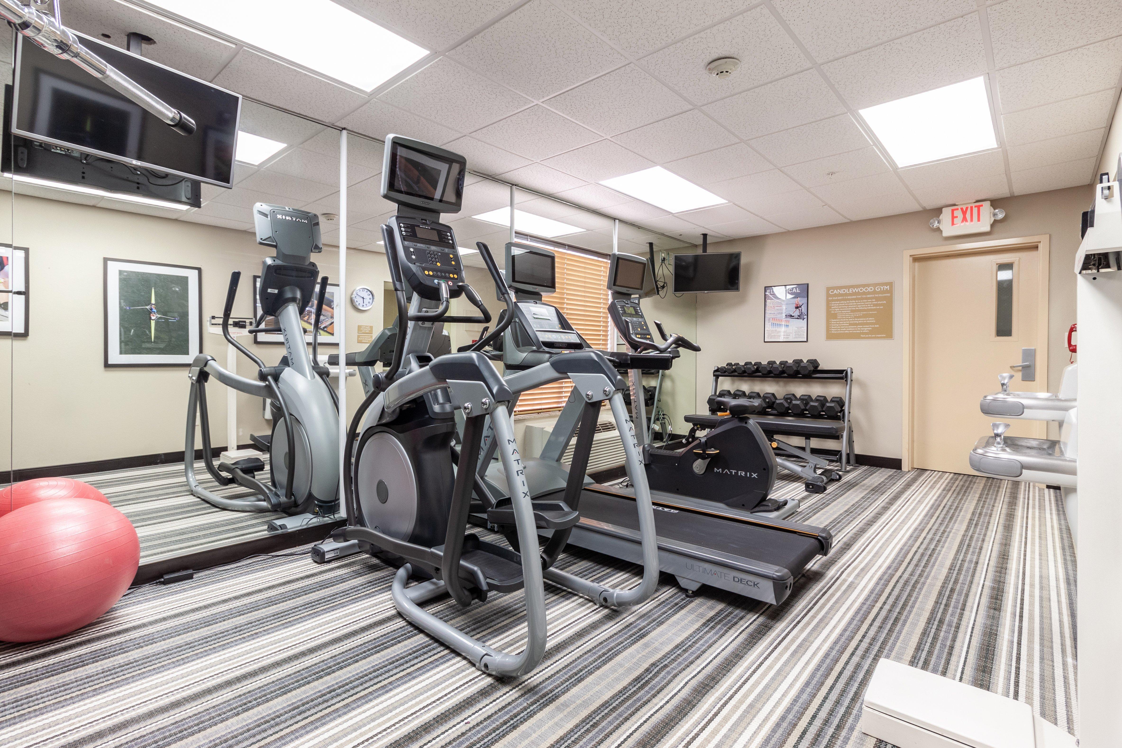 Candlewood Suites Lincoln By Ihg Buitenkant foto