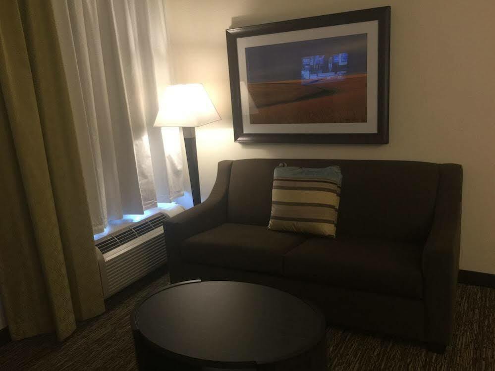 Candlewood Suites Lincoln By Ihg Buitenkant foto