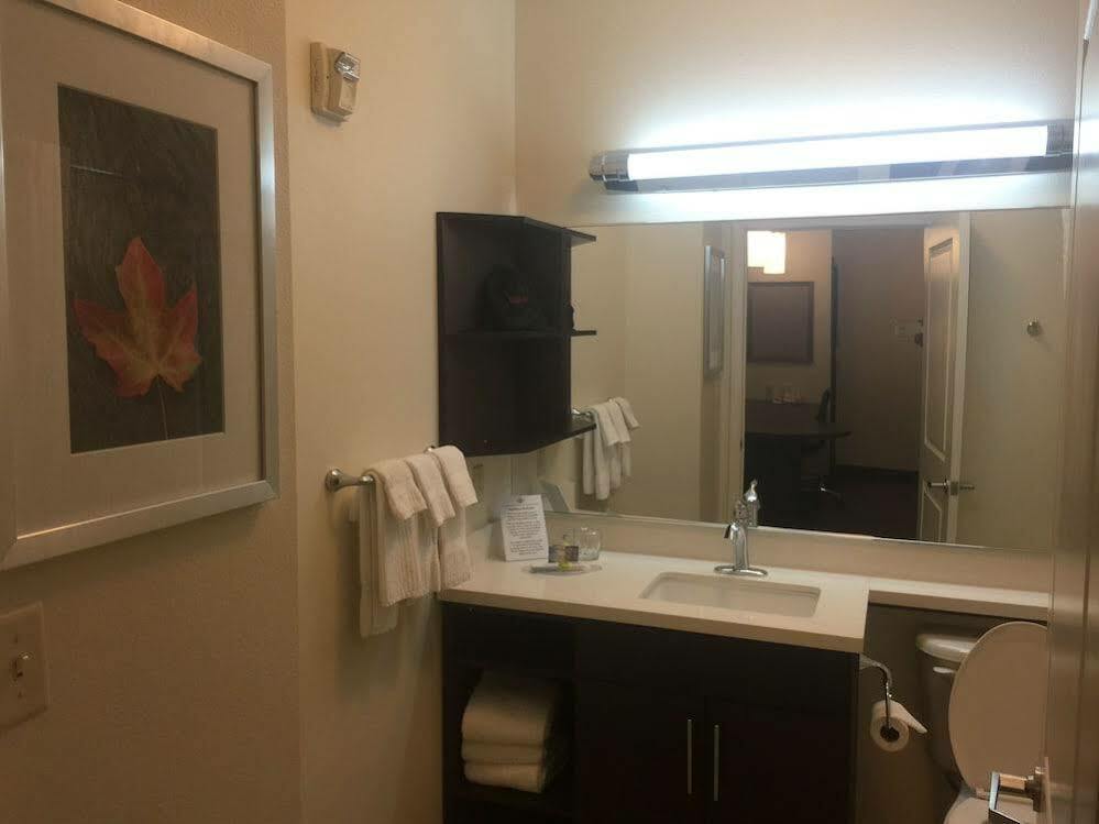 Candlewood Suites Lincoln By Ihg Buitenkant foto